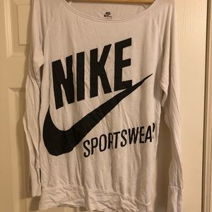 Bundle! Two Nike long sleeves